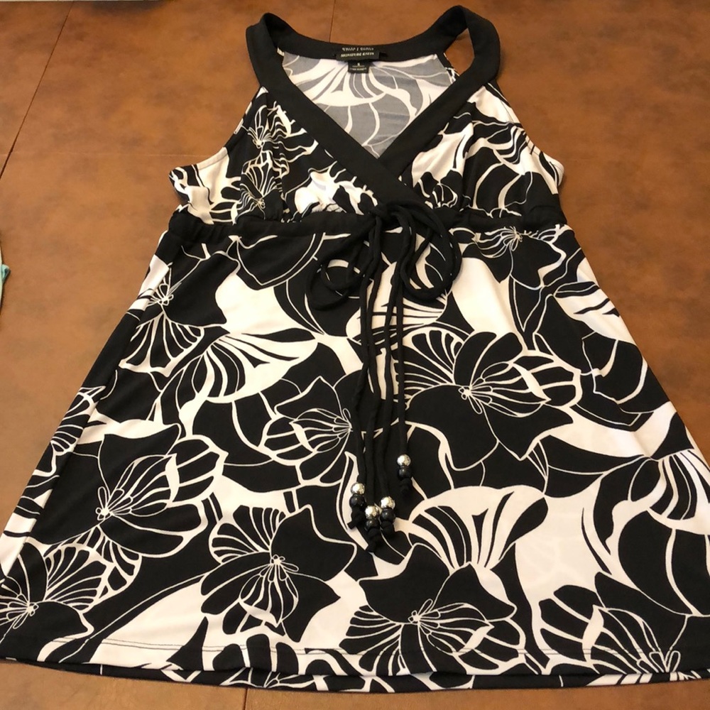 WHBM Black and White Floral Tank Top